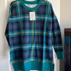 LuLaRoe Hannah. Colors are green, Navy, Black and Yellow.